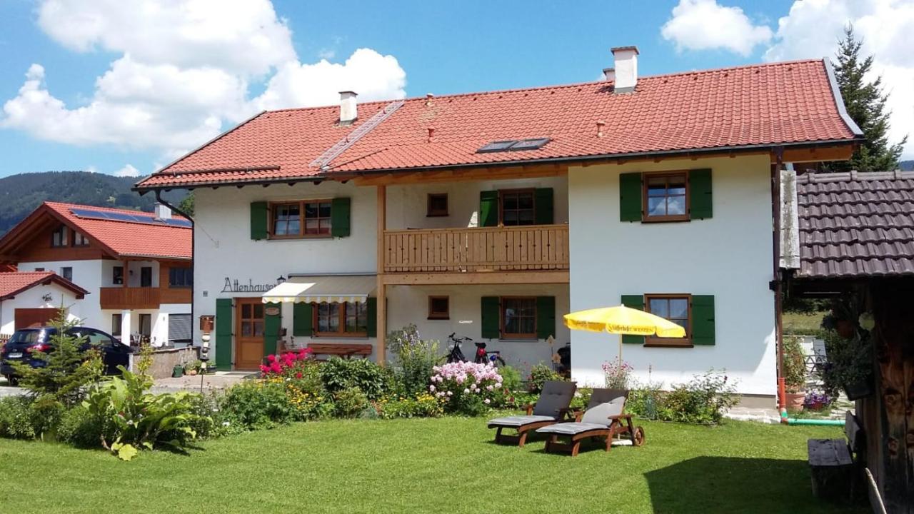 Gaestehaus Attenhauser Unterammergau Exterior photo